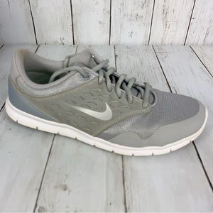 Nike Orive NM Athletic Shoes Women’s Size 8 Gray Silver Running 677136-007